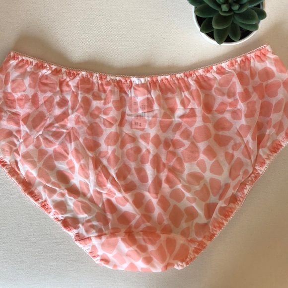 Never worn 💕 - Picture 4 of 4